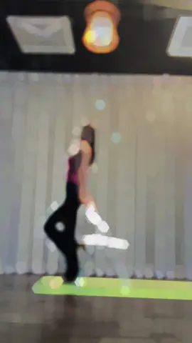 Yoga với ghế #yogalife 