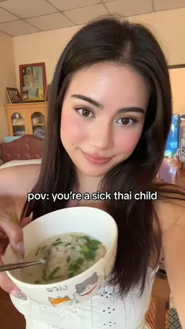 actually hated this as a kid but now I love it😂🫣 #thaifood #thai 