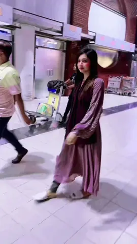 #fypシ #foryoupage #fypage #fyp #share #viralvideo #unfrezzmyaccount #bollywood #hindisong #trending @Rk_007 @sharmin ahmed 