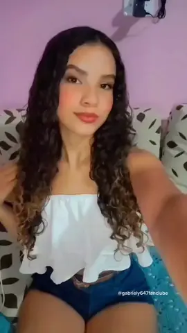 gabriely647 ❤️ #dançasdotiktok #zefelipecantor #fyp #bailarín #zefelipeevirginia #gabriely #gabrielycastro #foryou #piseiro #piseirodovaqueiro #dança 