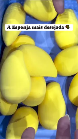 Esponja de manga, a queridinha do momento 🧡🥭 #esponjademake #maquiagem #acessoriosdemake 