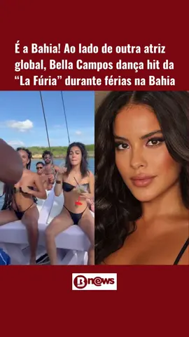 É a Bahiaaaaa! De dread, no estilo praieira, bronzeada e agora dançando até pagode. Essa é a nova Bella Campos, um tanto 'baianizada' que tem mostrado nas redes sociais. A atriz tem aproveitado sua estadia no estado e curtindo as belezas de Salvador e região, mesmo depois de passar o Réveillon. Em seu perfil oficial do Instagram, através dos stories, Bella compartilhou um vídeo dançando o velho e bom pagodão baiano. Nas imagens, feitas durante um passeio de barco pelas ilhas da Baía de Todos os Santos, ela aparece ao lado de outra atriz da Globo, a jovem Julia Dalavia, com quem dividiu cenas na novela 'Pantanal'. A música escolhida foi um hit da banda La Fúria, liderada pelo cantor Bruno Magnata, com direito até a dancinha de 