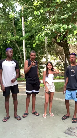 Primeiro do ano🥳🤣#combinaounaocombina #rj #ngbnews #barramansa #voltaredonda 