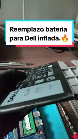 Reemplazo para batería laptop Dell. Cotiza con nosotros 🔥 #reparacion #mantenimiento #laptop #hardware #batteryreplacement #dell #inspiron #windows 