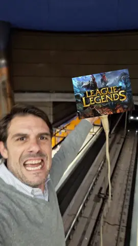 LA BESTIA SE VISTE DE LEAGUE OF LEYENDS!  #psicologo #sergioadictovida #labestiadesperto #adicciones #psicologia #terapia 