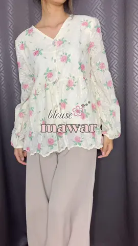 Blouse mawar si paling bestseller baru beberapa hari restock udah sold?!😱💥 #fashiontiktok #blousebunga #OOTD #blousekorea #racunshopeehaul #fyp #foryoupage #xybac 