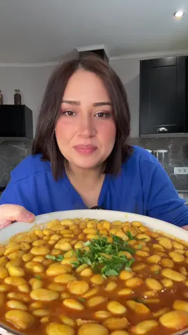 اللوبيا /loubia  #liubia #lobya #recettefacile #recettesimple #recetterapide #recettemarocaine🇲🇦 #marocaine🇲🇦 #majdaberrada #مغربية🇲🇦 #المغرب #المغرب🇲🇦تونس🇹🇳الجزائر🇩🇿 