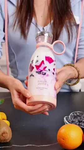 420ml Portable Electric Wireless Mini Fruit Blender Juicer - Perfect for On-the-Go!