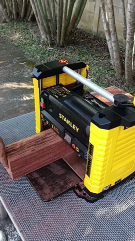 เครื่องรีดไม้ STANLEY STP18 #เครื่องรีดไม้ #เครื่องรีดไม้ขนาดเล็ก #เครื่องรีดไม้stanley #stanley 
