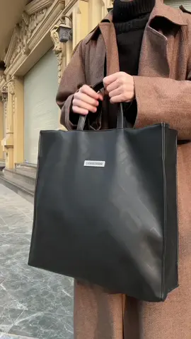 Túi xịn #phoidonam #fashion #menswear #beatnetwork #minimalism #minimalist #sgw #saigonswagger 