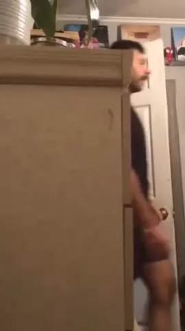 try not to laugh#fun #funny #prank #snake #scareprank #fail #failarmy #foryou #fyp #trending #funnyvideos #failvideo #LearnOnTikTok