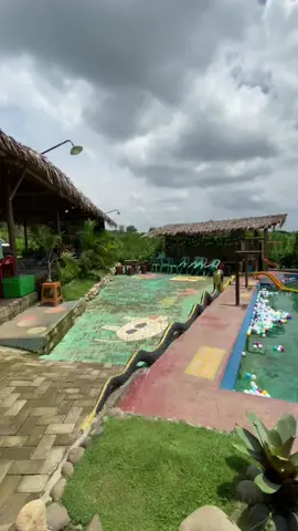 di soto sawah ternyata udah ada kolam renangnya loh konco dolan 🤩 #Disbudparkotasemarang #WisataSemarang #Ayowisatakesemarang #Semarang #DiSemarangAja #disemarangaja#koncodolan 