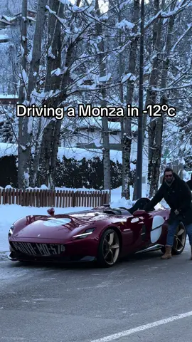 One of the craziest cars I’ve seen driving on ice 😳 #mtsupercars #supercars #luxurylife 