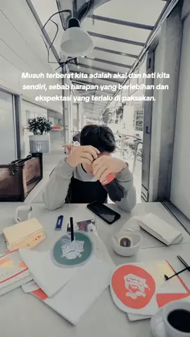 semua di lakukan hanya untuk ketenangan. . . . #xyzbca #persetan #lewatberanda 