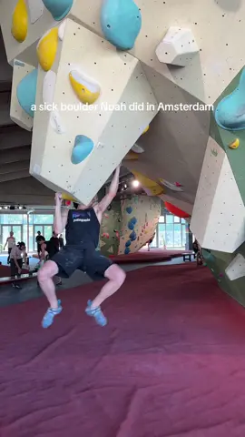 When the boulder ends up being more difficult than you were expecting. These holds are wayyy worse than they look. We all gave this one a try and couldn’t get past the second move. #fyp #boulderinggym #amsterdam 