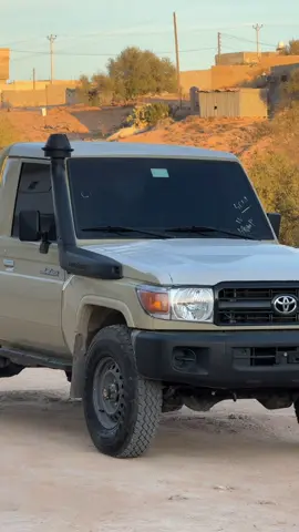 راك تحسبه وقت زهاء تمشيله🚶‍♀️💥🚶‍♀️.       #ليبيا #الزنتان #القيب #مصراته #بنغازي #الجنوب #لاندكروزر #شاص #تيوتا_شعار_لايعرف_القانون #الشعب_الصيني_ماله_حل😂😂 