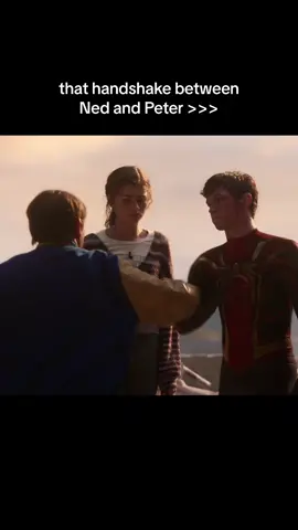 no matter the situation, nothing beats dapping up your bff #Sony #SonyPictures #SpiderMan #SpiderManNoWayHome #PeterParker #NedLeeds 
