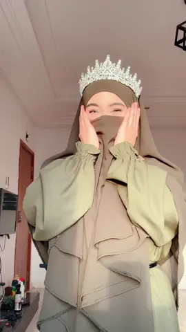 خِمَارُهَا الّذِي عَلَى رَأْسِهَا 👑🕊️.                               #fypシ゚viral#oops_alhamdulelah#fyppppppppppppppppppppppp #اسلام #استغفرالله #اناشيد #viral #تونس #سوسة #tiktok #hijab 
