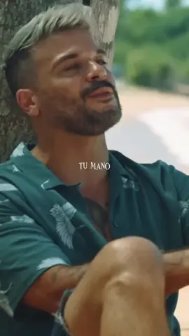 #farruko #pedrocapo #calmaremix #calmaremixpedrocapo #lyrics #lyricsvideo #fyp #fypシ゚viral #fypシ #pinchitiktokponmeenparati #Viral #parati #viralvideo #foryou 