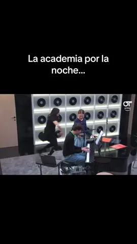 Los concursantes de OT por la noche….😂😂#operaciontriunfo #ot #parati #operaciotriunfo2023 #ot2023 