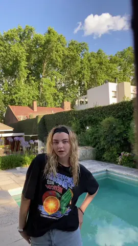 The house is full of stray cats  #OOTD #outfitinspo #outfitideas #Summer #outfitsummer #verano #straycat #cat #fy #fyp #foryou #zyxcba #xyzbca 