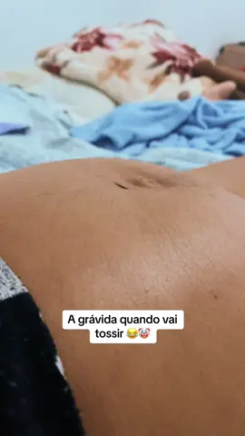 Oh véi 😂😂😂😂#gravida #barriga #umbigo #maternidade 