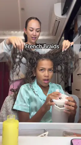 Doing 2 french braids in Déjà’s hair #hairstyle #mumanddaughter 