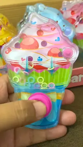solusi anak anti gadget 😍 Mainan jadul yang lucu banget 🤗 #mainan #fidgettoys #fidgettoy #fidgeticecreamwater #fidgetwater #mainanpencetanair #waterring #mainanmemasukanring #mainanjadul #kartunanakku #kartunanakkumainan #fyp #mainan2024 #mainanantistress #gembotair 
