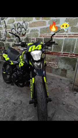 Vínil wrap para Dm200. 🔥😶‍🌫️ Le cambiamos color a la Dm #motard  #vinil #wrappinggifts #dm200 #modificadas🔥🔝🏍 #dm200modificada #dmente #dm200italika #faroktm 