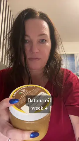 trying batana oil week 4 #batanaoil #hair #nightroutine #hairgrowth 