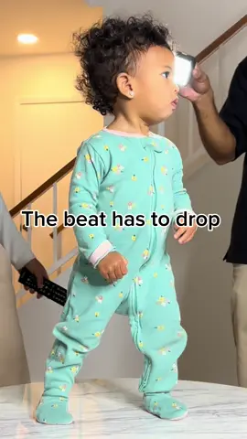 She doing her little dance 😆 #toddler #familytime #dance 