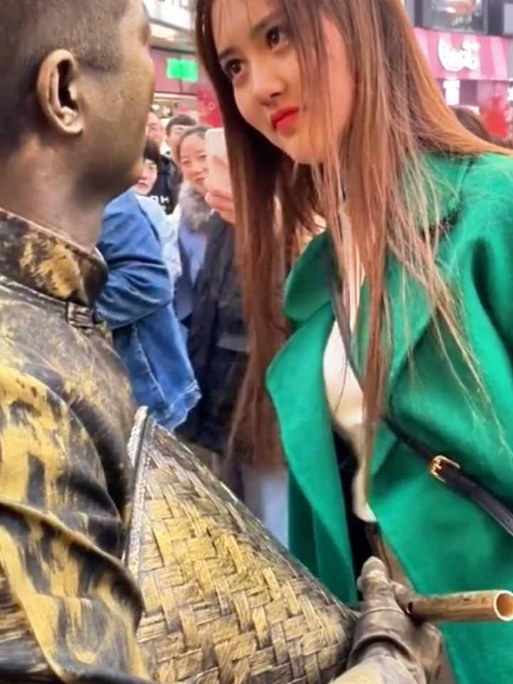 #funnyvideos_0311 #funny #funnyvideos #comedyfunny #comedyfunnyvideo #funnyentertainment #funnymomentsvideos #videovuinhon #videohaitiktok #videohaihuoctrungquoc #xuhuong