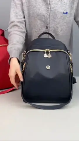 กระเป๋าเป้สะพายหลัง รุ่นพรีเมี่ยม วัสดุคุณภาพดี มีหลายช่องหลายซิป ใส่ของได้เยอะจุใจ #กระเป๋าเป้สะพายหลังผู้หญิง #กระเป๋าเป้สะพายหลัง 