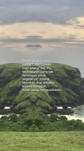 Sungguh aku bukan siapa-siapa dan bukan apa-apa tanpa mereka, makannya kalimat 