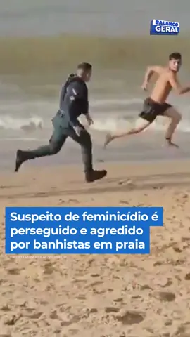 O suspeito foi perseguido e agredido por banhistas em uma praia. No vídeo, é possível ver também quando um policial chega a sacar uma arma durante essa perseguição. Esse homem tentou acertar uma mulher com uma garrafa de vidro. Depois de ele ser imobilizado, foi preso em flagrante por tentativa de feminicídio. Já a vítima, foi encaminhada para uma unidade de saúde. Isso aconteceu na Ilha do Mosqueiro, no Pará. #BalançoGeral 