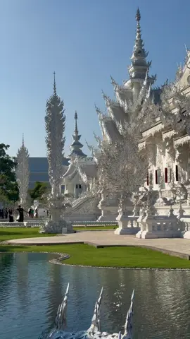 📍White temple, Chiang Rai  #norththailand #whitetemple #chiangrai #thailand #asia 