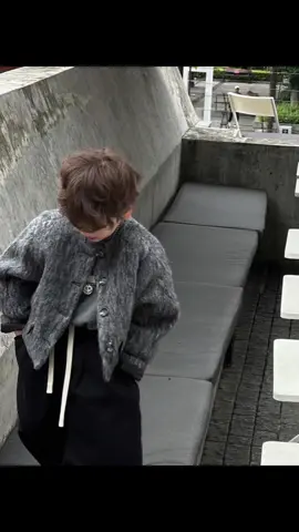 He dresses so well #douyin抖音 #douyinvideo #douyin #fashion #fashionboy #uzzlang #uzzlangboy #china #chinaboy #chinatiktok #OOTD #ootdfashion 