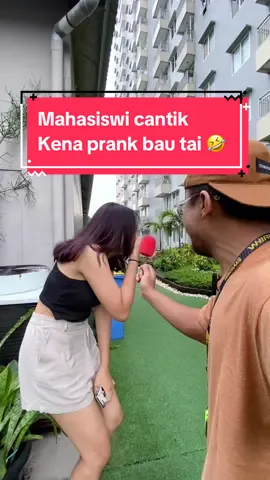 Mahasiswi cantik kena prank mic bau tai 🤣 #prankmicbautai #fyp #viral #ngakak #kocak #micbautai #bautai #prankster #riski_kinos #mahasiswi 