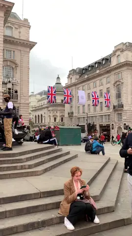 Dreamy London Picadilly Circus 🇬🇧🦋 #foryou #foryourpage 