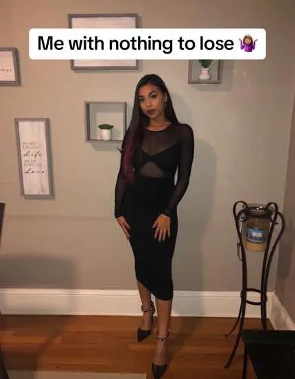 Theres definitely a carelessness that i carried that died when i became a mom. I cant afford to lose now 🖤 #lookatmenowchallenge #lookatmemomchallange #lookatmemomtrend #nothingtolose #everythingtolose #howmotherhoodhitme #howmotherhoodchangedme #beforeandaftermotherhood #sahmcontent #momcontent #momtokfyp #sahmtokfyp 