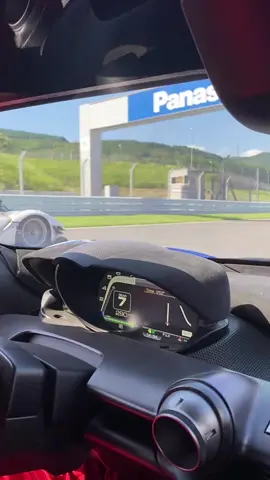 Ferrari FXXK-evo on board 💚🤍❤️ 🔊 #ferrari #fxxkevo #madeinitaly #v12engine #hypercars #onboard #bestsound #carbonfiber #automobile  #fast #enzoferrari #laferrari #cavalino #scuderiaferrari #trackday 