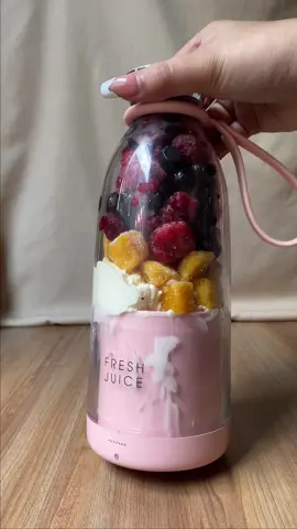 No better way to start your day than with a burst of freshness🫐🍓🥭🧡🌴  Don't miss out on the BIGGEST BOXING DAY DISCOUNTS ending soon! ⏳ Grab 50% OFF by tapping the link in b1o⬆️ 🎉 Enjoy Free Gift Message, Free Shipping Worldwide & a Free Recipe Ebook! 🌈🌍  #smoothie #milkshake #healthyrecipes #EasyRecipes #aesthetic #thatgirl #bottleblenderplus #homecafe #juicing #freshjuiceblender #tiktokfinds #milk #protein #bottleblender #portableblender #juicer #nutribullet #fruitybullet #amazonfinds #healthybreakfast #food #foodaesthetic #freshjuiceblender #tiktokmademebuyit 