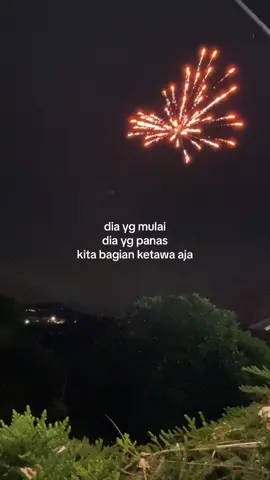 diem depan kulkas🤚🏻😜🤚🏻