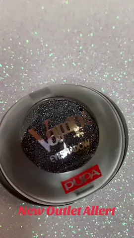 Pupa vamp eyesshadow!! @Pupa Milano #outletshopping #newmakeup #pupavamp #eyesshadow #makeupitalia #BeautyTok #fyp 