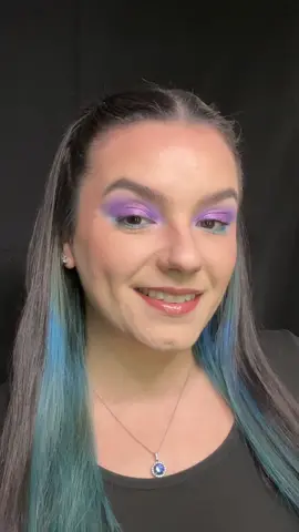 GRWM for work  . .  . #makeup #makeupartist #grwm #grwmmakeup #beauty #kvdbeauty #sheglam #onesizebeauty #lunarbeauty #benefit #plouise #beautybay #makeupforever #toofaced #nyxcosmetics #ultabeauty #sephora #wakeupandmakeup #muasupport #mua_underdogs #carlafii_makeup 