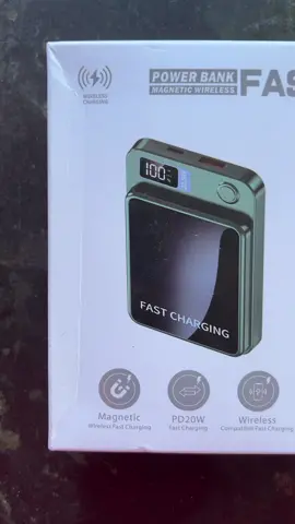 go get you one small but a lil heavy but convenient #tiktokshop  #fyp  #fastwirelesscharging  #powerbank 