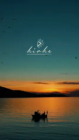 Yüreğime hançer de soktu gül sandım…