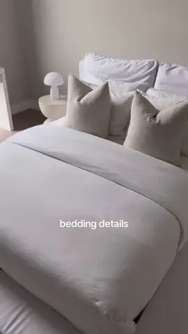 upgrading my bedding ☁️✨ I went with a light weight duvet insert and it’s perfect 💌 use COMFORT15 to shop 15% off all comforters and more @Brooklinen #brooklinen #bedroominspo #bedroomaesthetic #homeinspo #bedroomideas #bedroommakeover #neutralaesthetic #aesthetic 