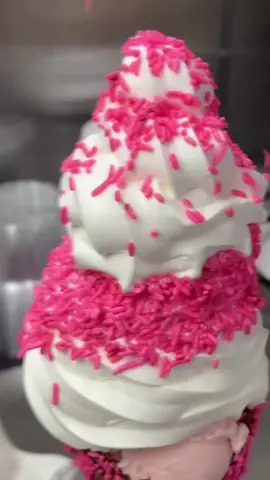 Who wants this? #crazeesicecream #fyp #icecream #foryoupage #fy #icecream 