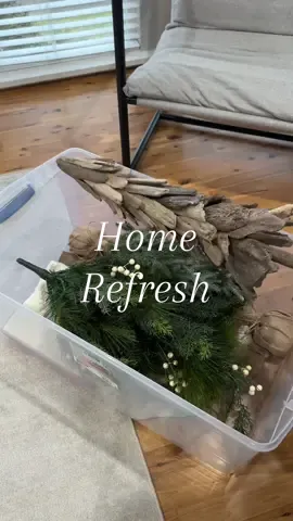 See ya next year 🎄 #cleanwithme homerefresh #christmas #decor #christmasdecor #CleanTok #cleaning #cleaningmotivation 
